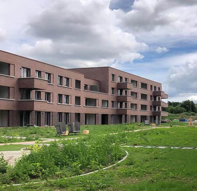 1-1_trockenbau-muenchen-spachteln-gebaeude-decke-gipskarton-roland-vasi